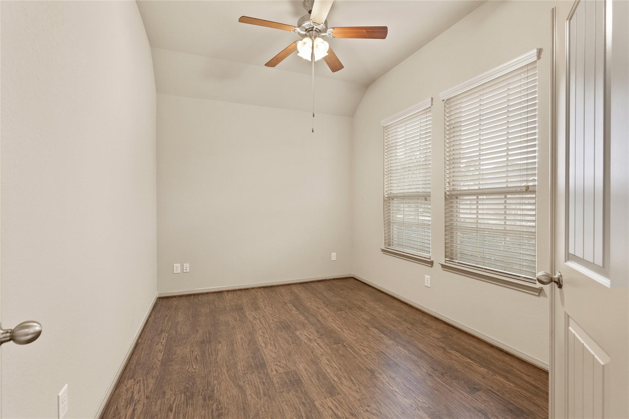 4410 Fenetre Forest Street