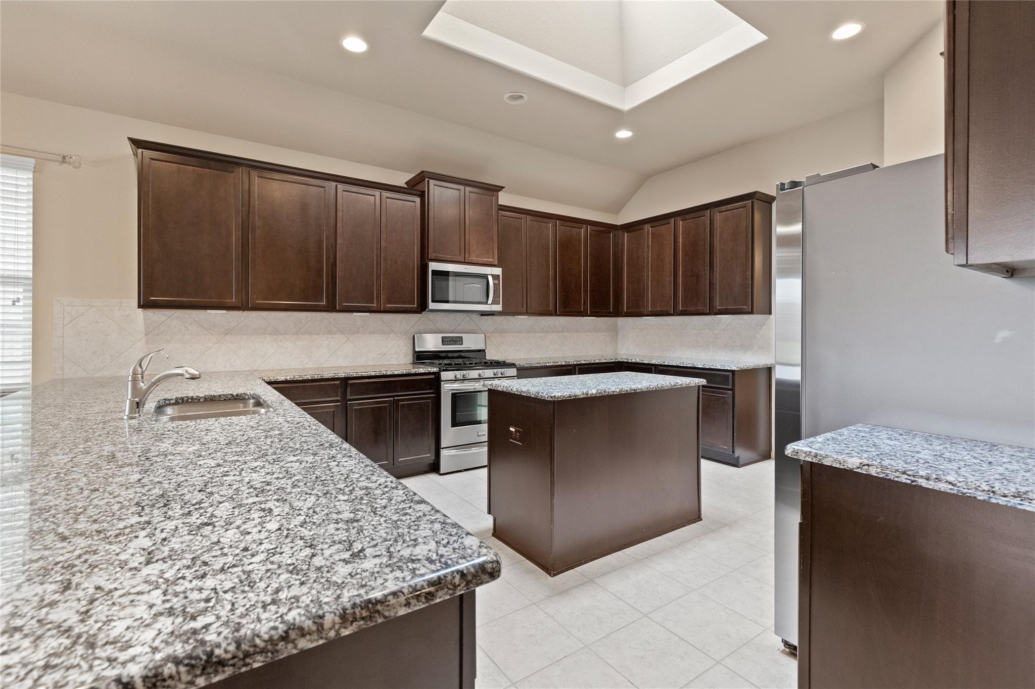 4410 Fenetre Forest Street