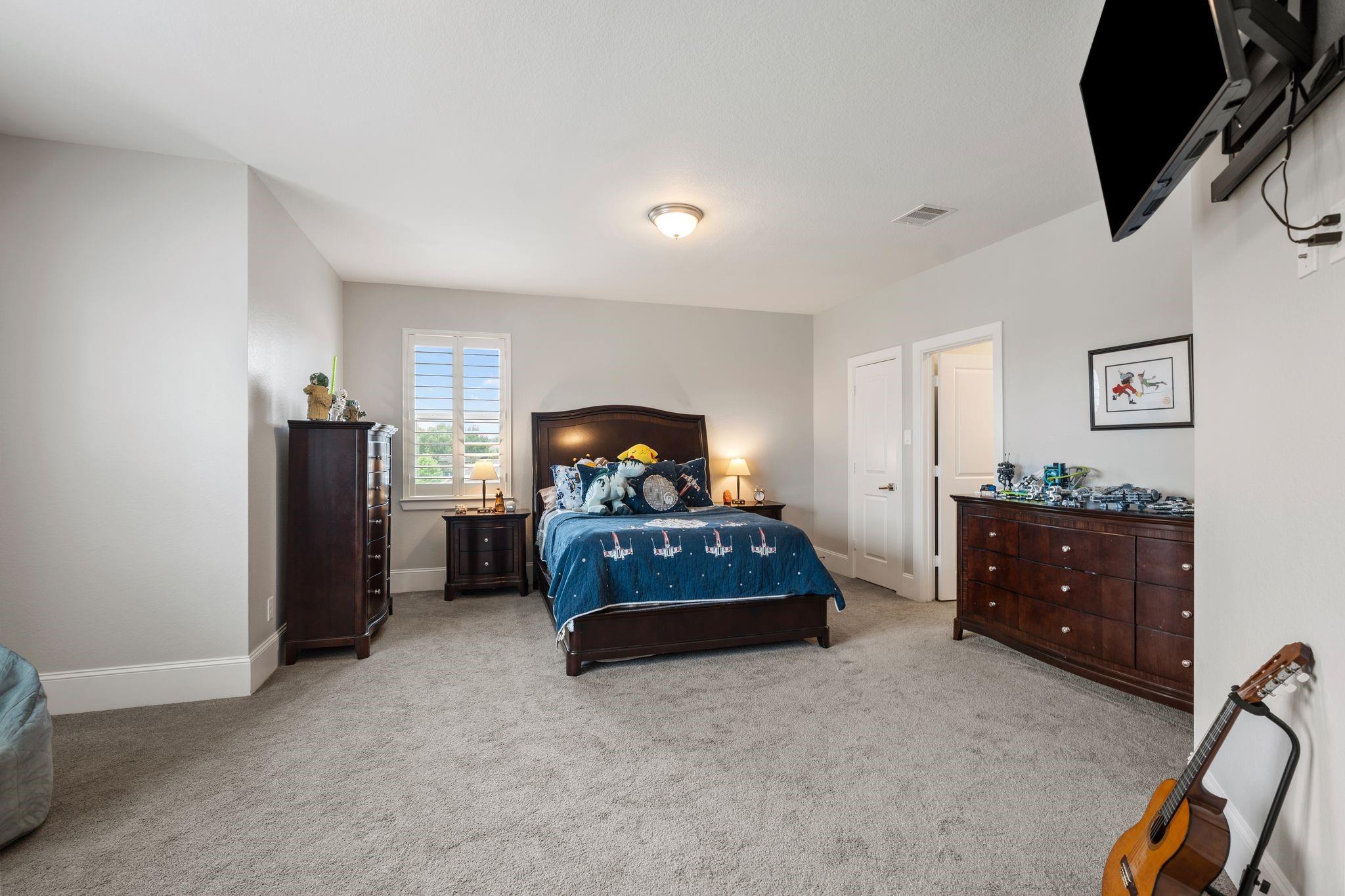2926 Fairmont Ridge Lane