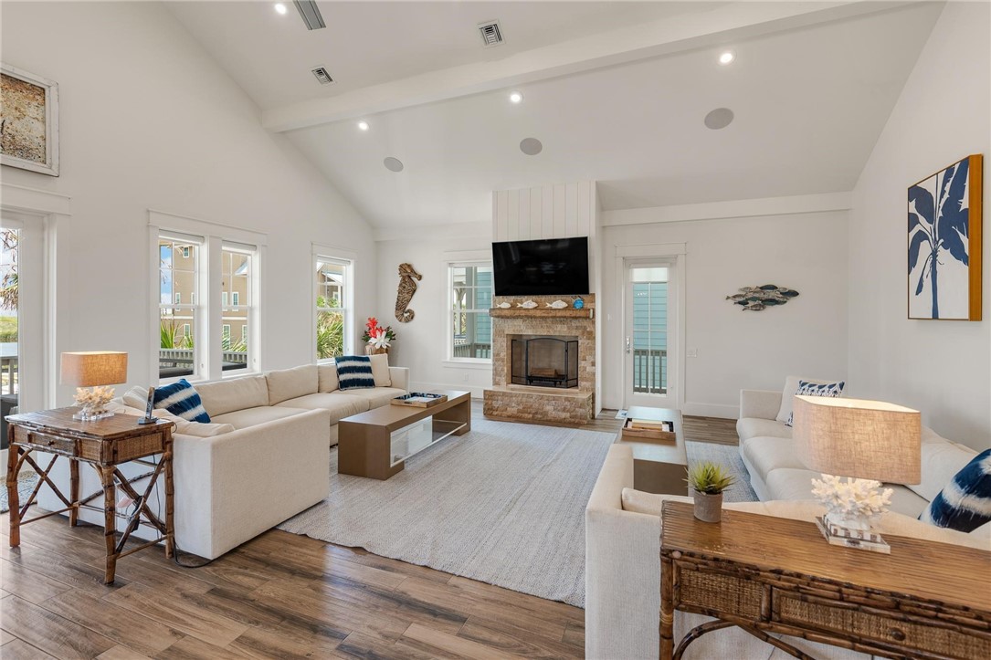 133 Sunrise Ave