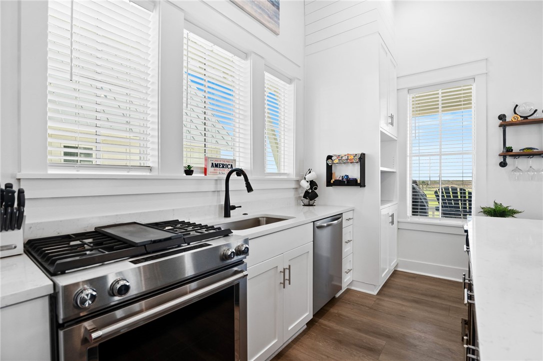 214 Sunset Ave 6