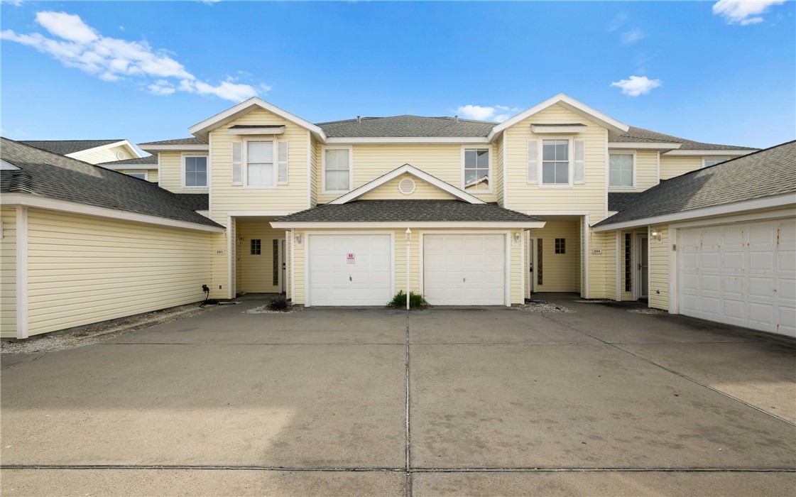 15110 Leeward Dr 303