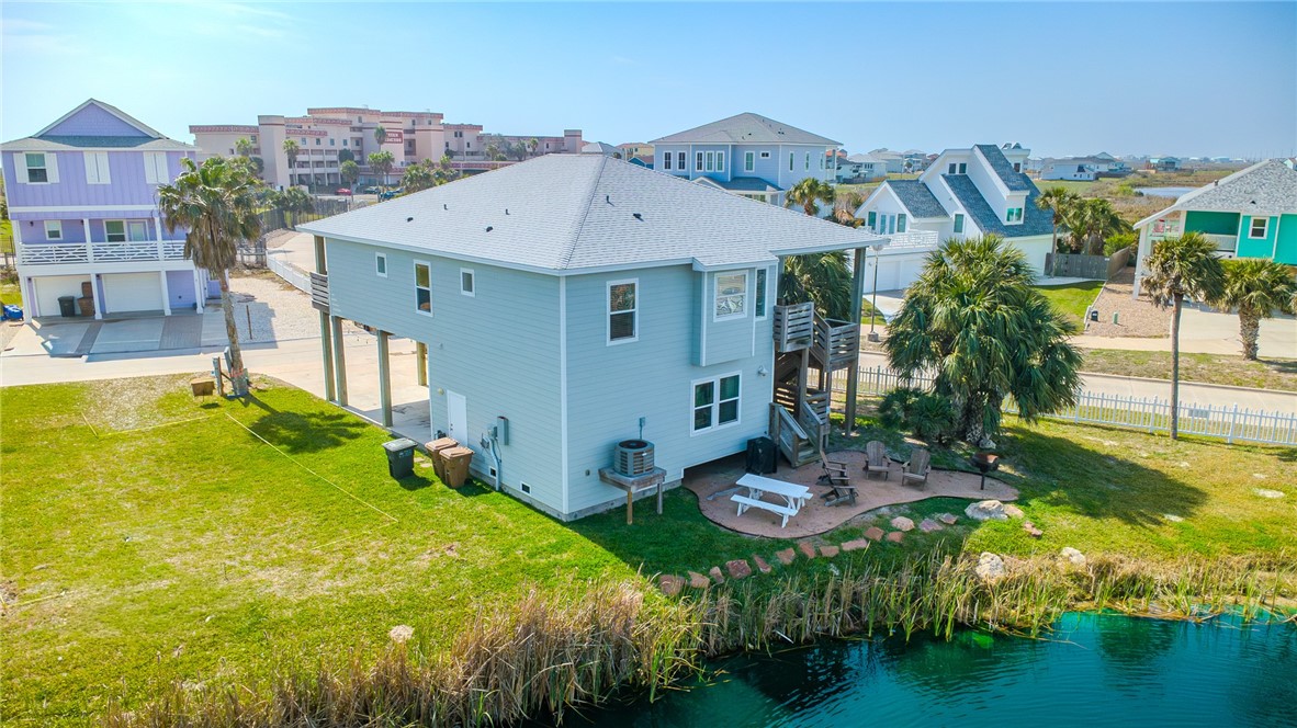 162 La Concha Blvd 41