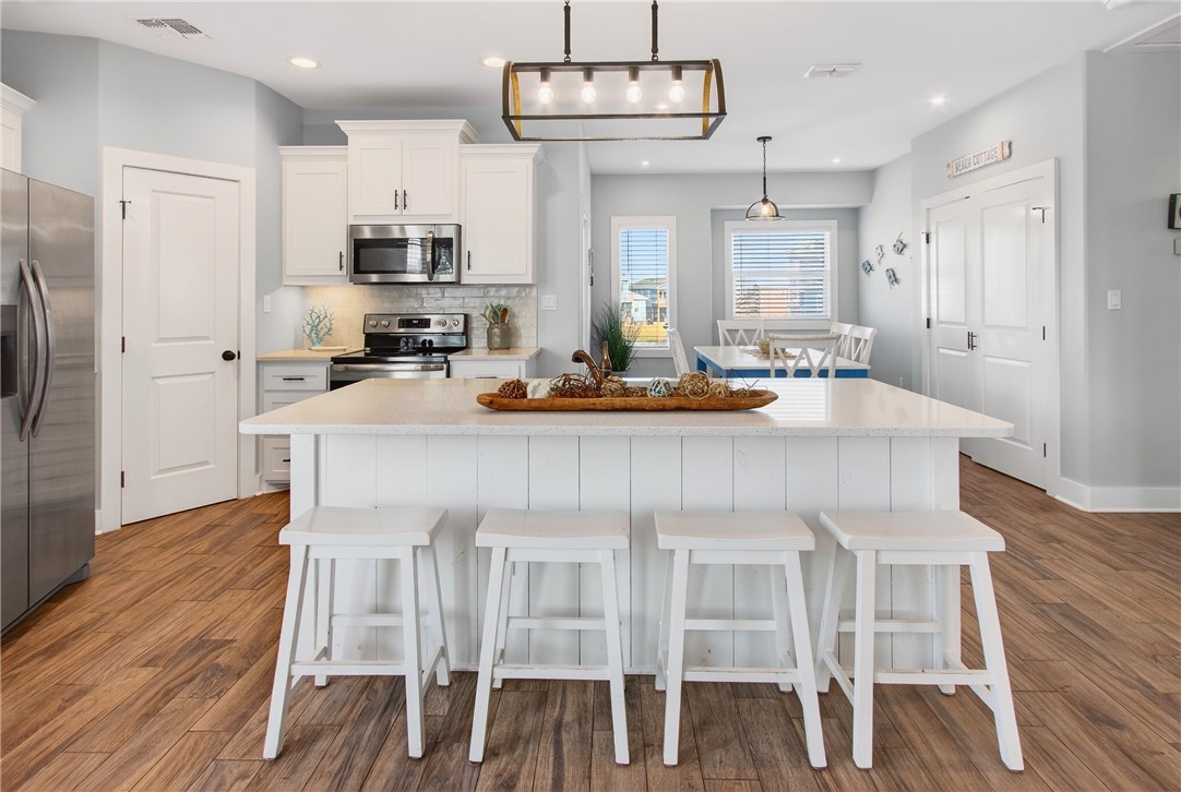 162 La Concha Blvd 41