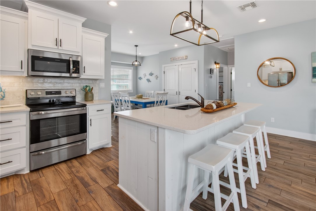 162 La Concha Blvd 41