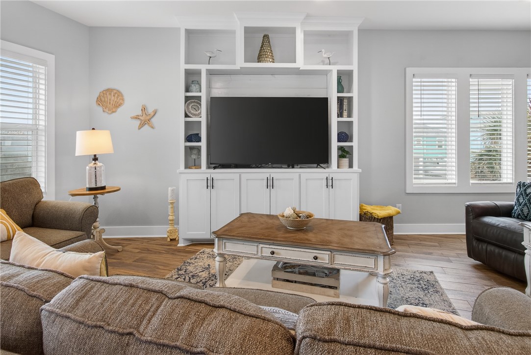 162 La Concha Blvd 41