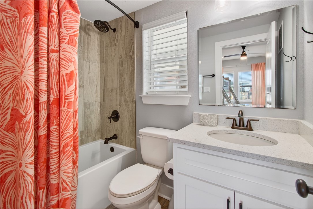 162 La Concha Blvd 41