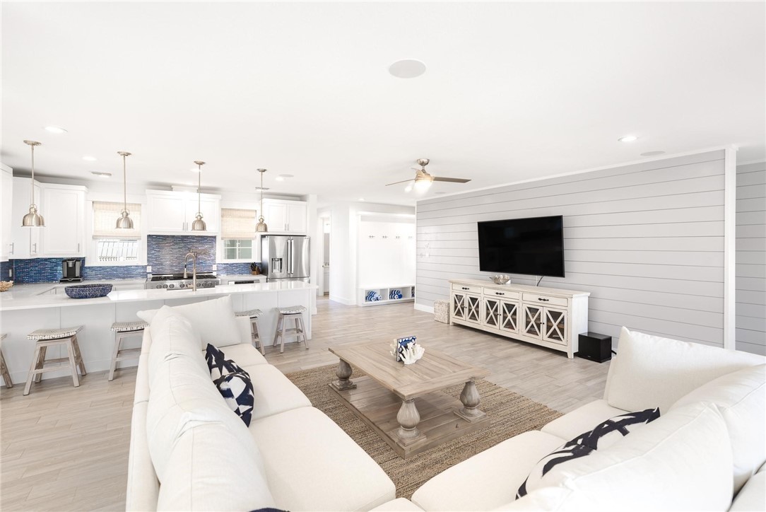 135 Sunrise Ave