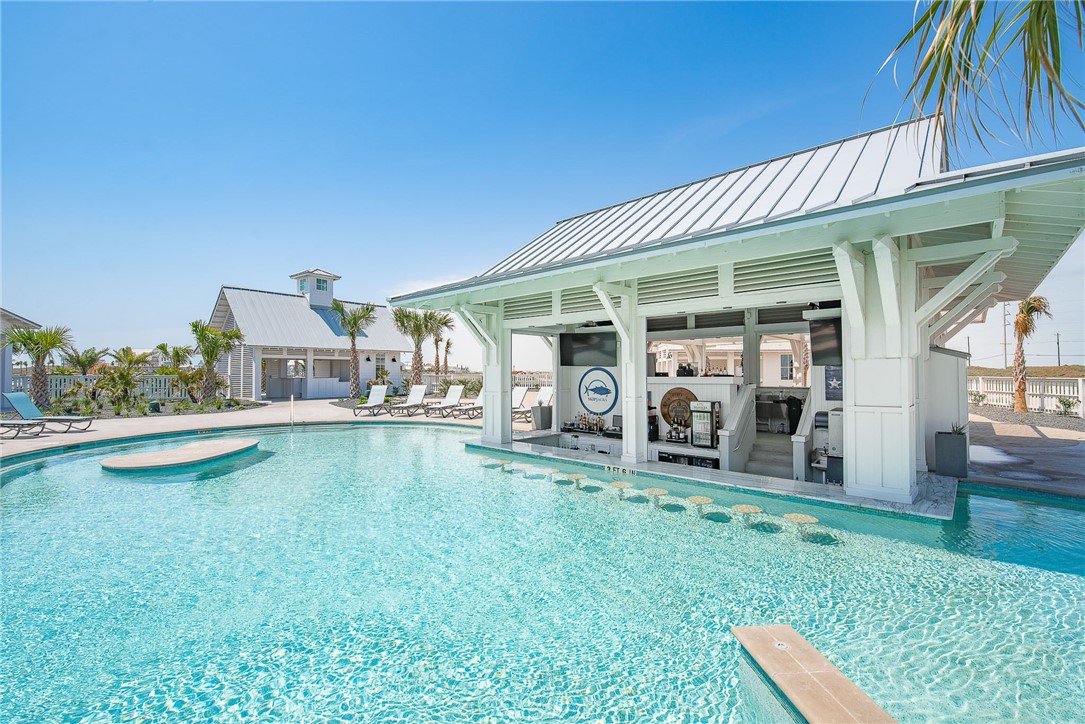 135 Sunrise Ave