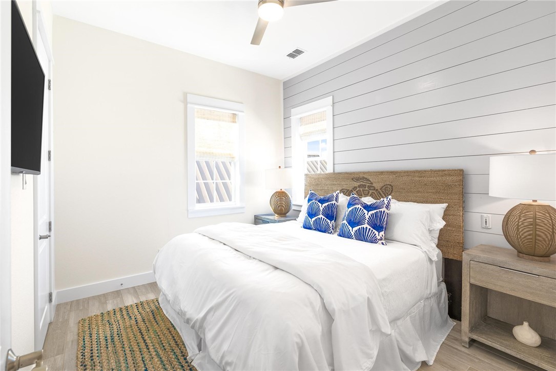 135 Sunrise Ave
