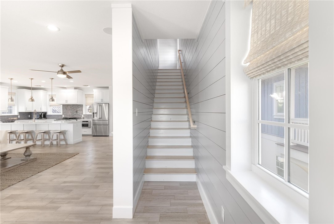 135 Sunrise Ave