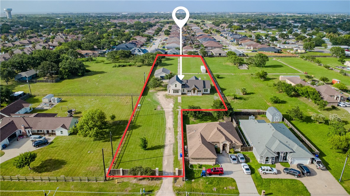 1056 Glenoak Dr