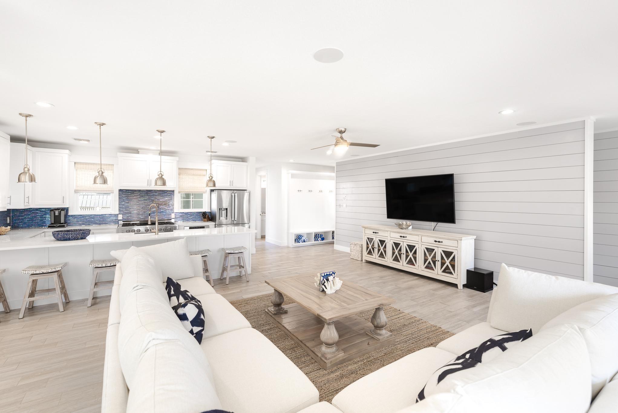 135 Sunrise Avenue