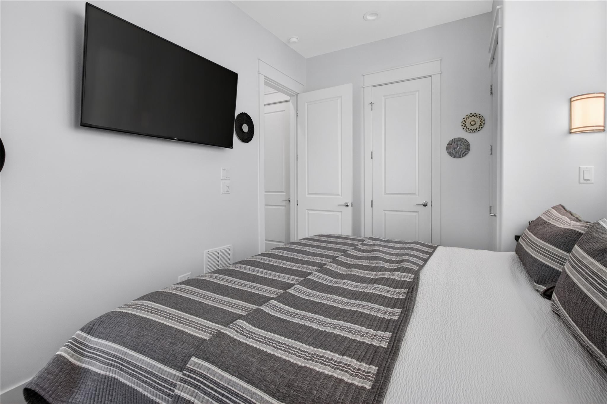 214 Sunset Avenue # 6