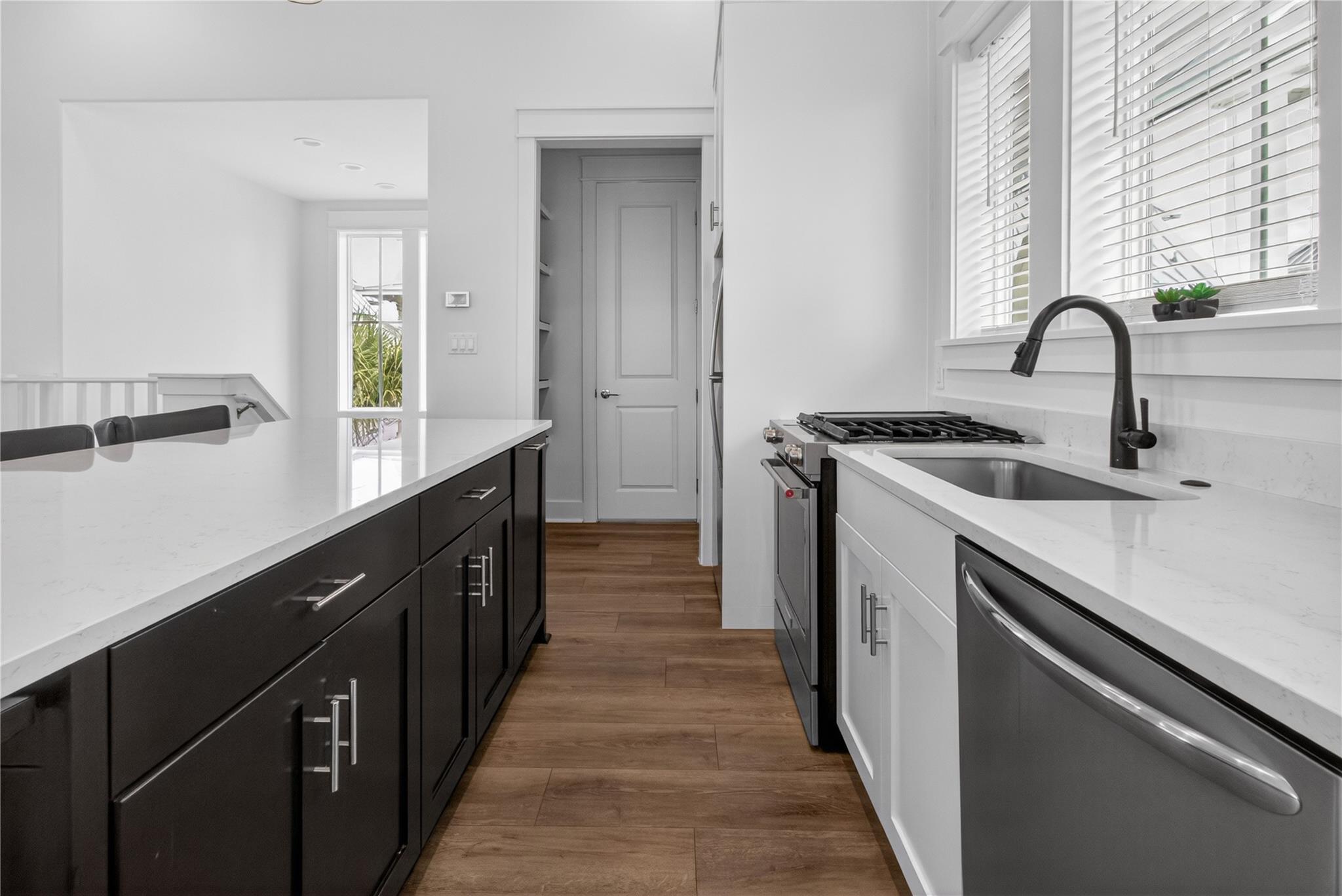 214 Sunset Avenue # 6