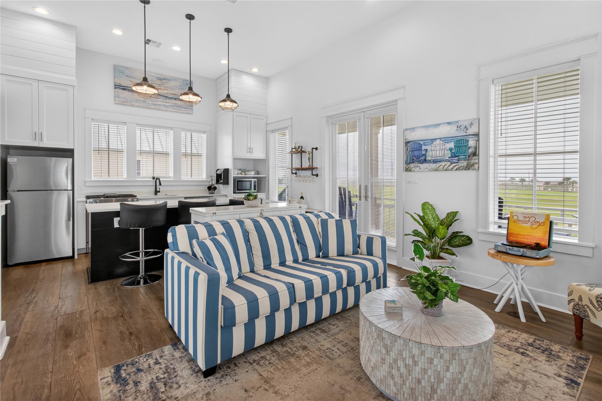 214 Sunset Avenue # 6