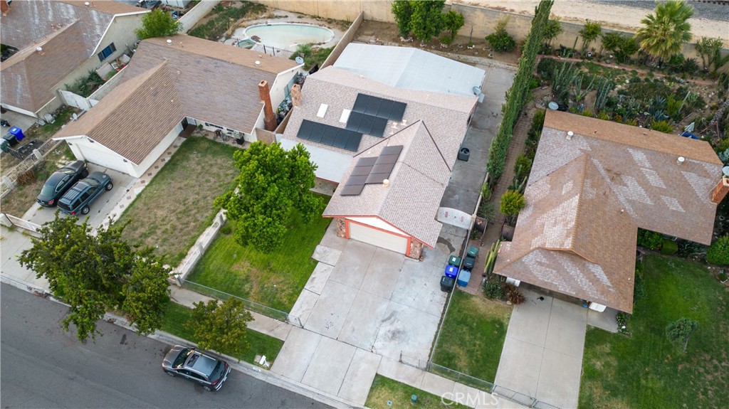 2584 W Atchison Street