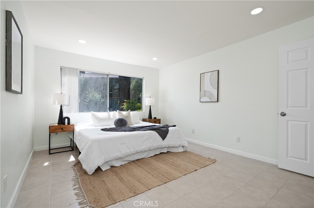 1044 Cabrillo Park Drive B