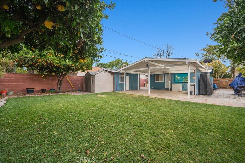 2723 W Olive Avenue