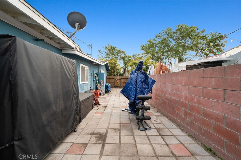 2723 W Olive Avenue