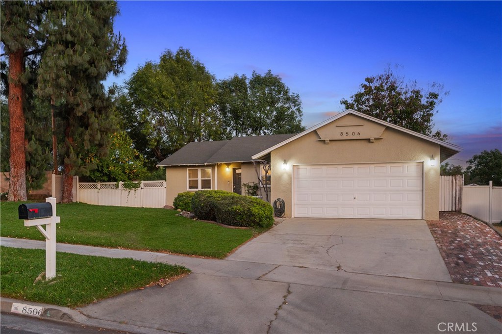 8506 Conway