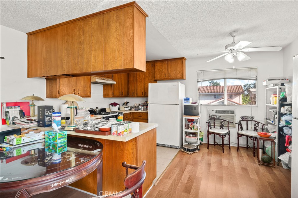 2204 Orange Grove