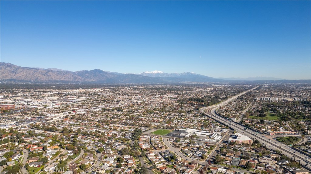 2204 Orange Grove