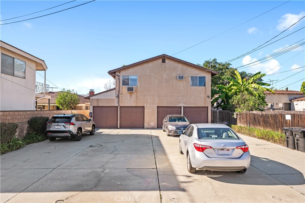 2204 Orange Grove