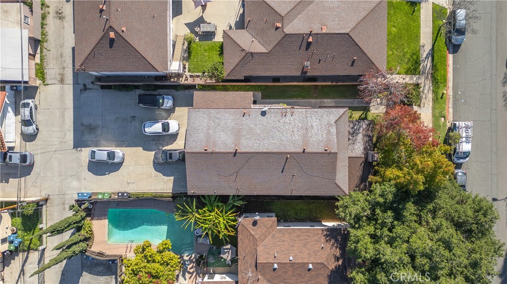 2204 Orange Grove