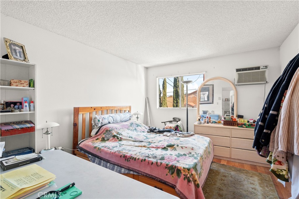 2204 Orange Grove