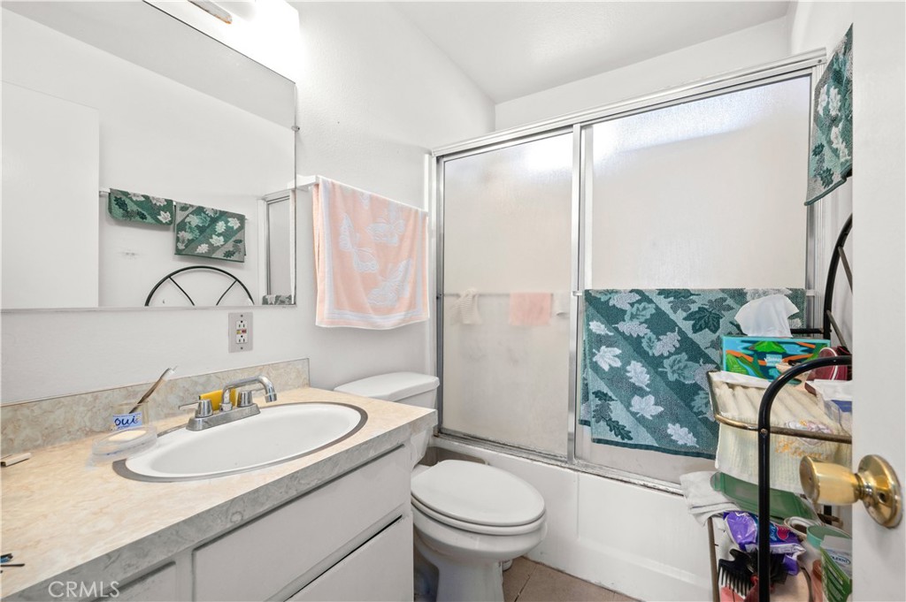 2204 Orange Grove