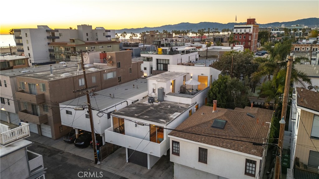 34 S Venice Boulevard 2