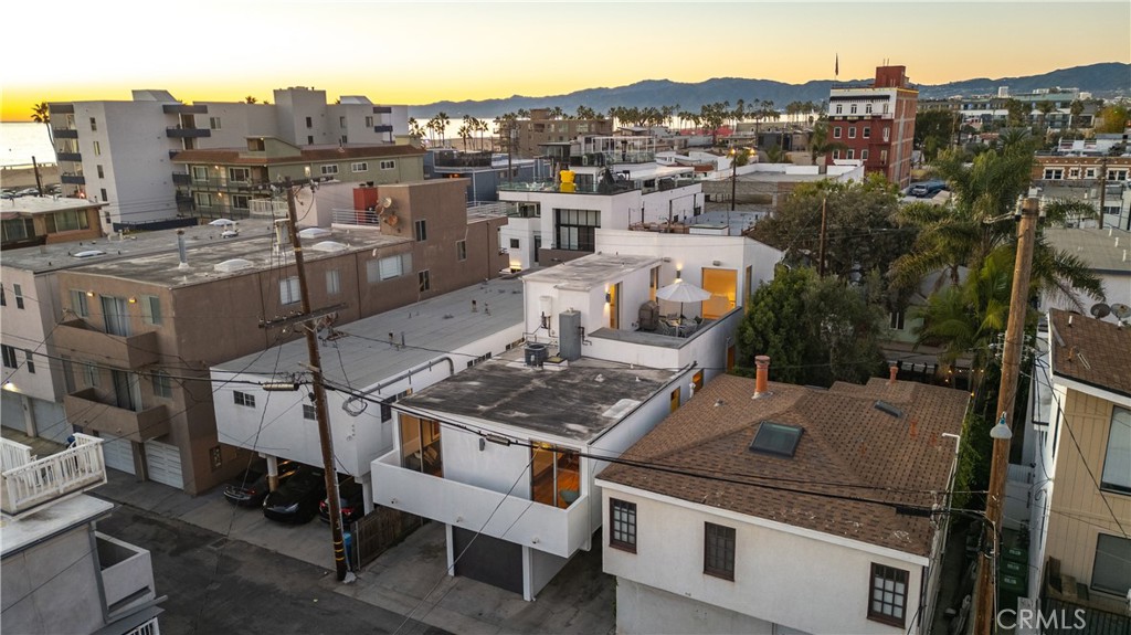 34 S Venice Boulevard 2