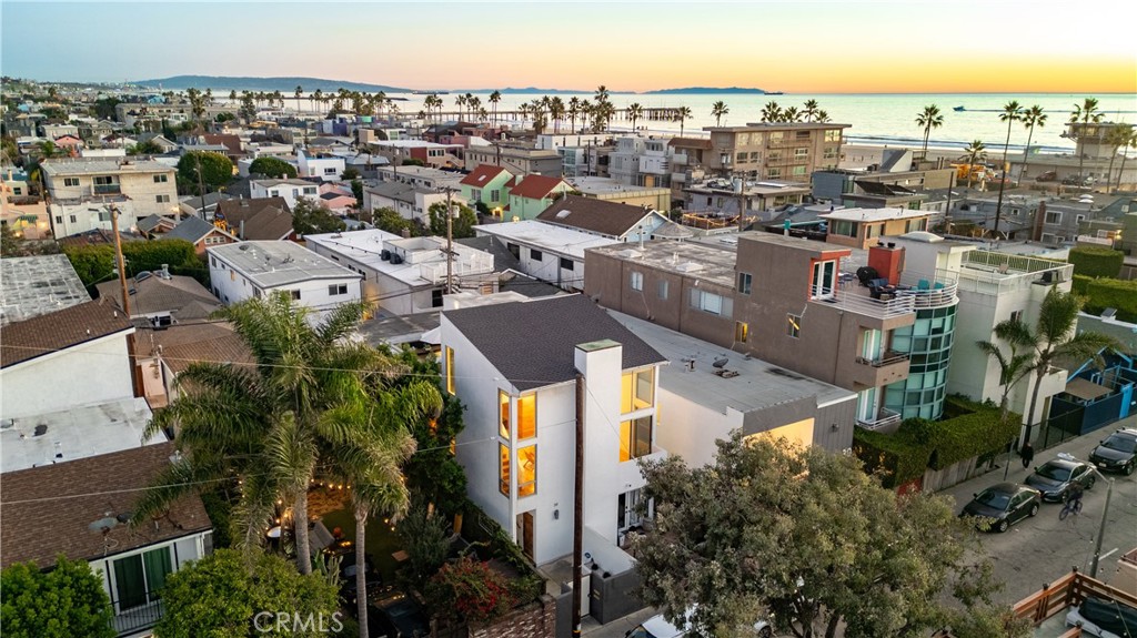 34 S Venice Boulevard 2