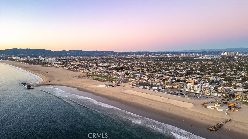 34 S Venice Boulevard 2