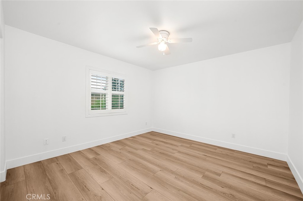 3694 S Grower Avenue