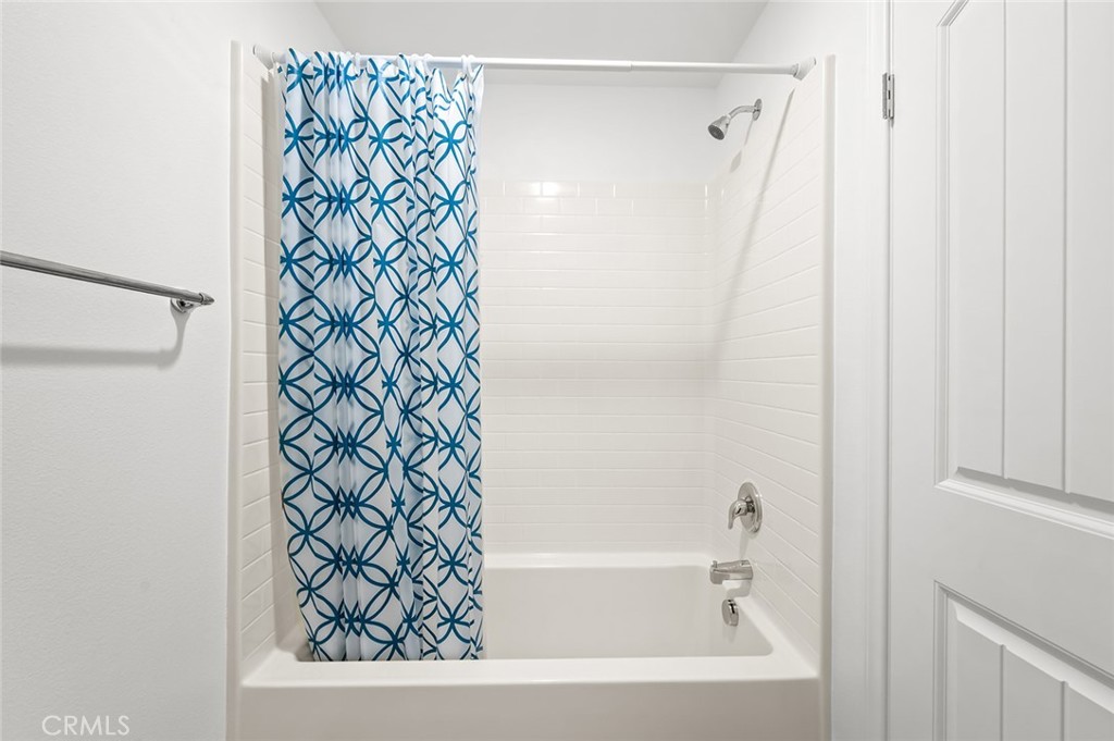 3694 S Grower Avenue