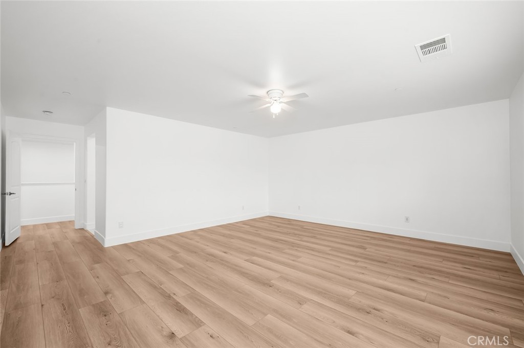 3694 S Grower Avenue