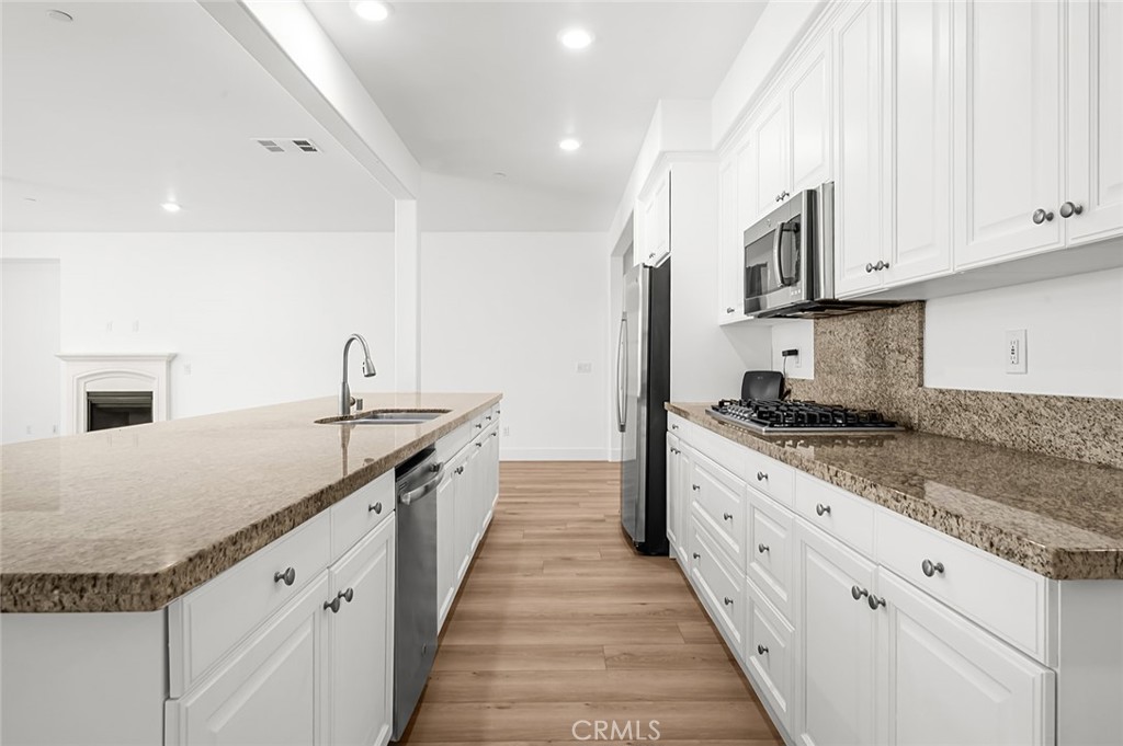 3694 S Grower Avenue