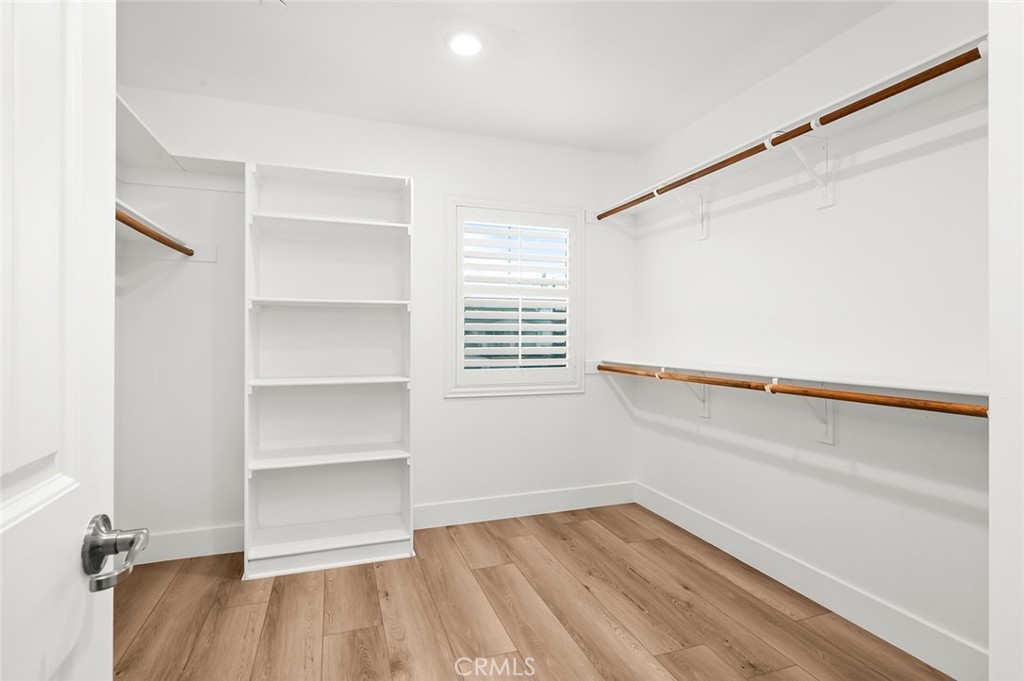 3694 S Grower Avenue