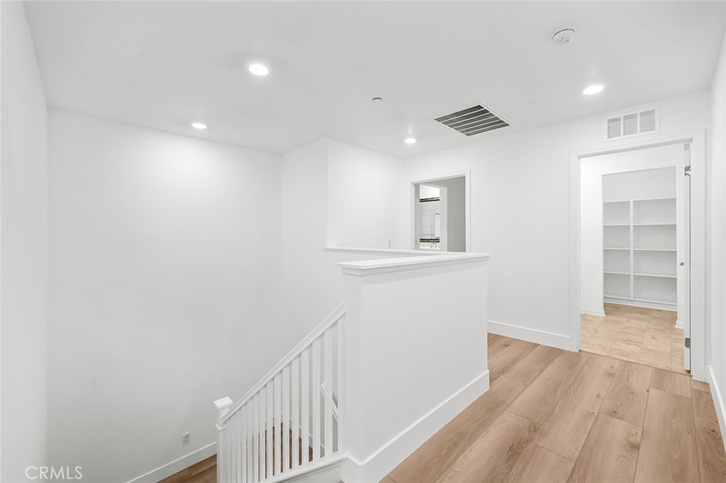 3694 S Grower Avenue