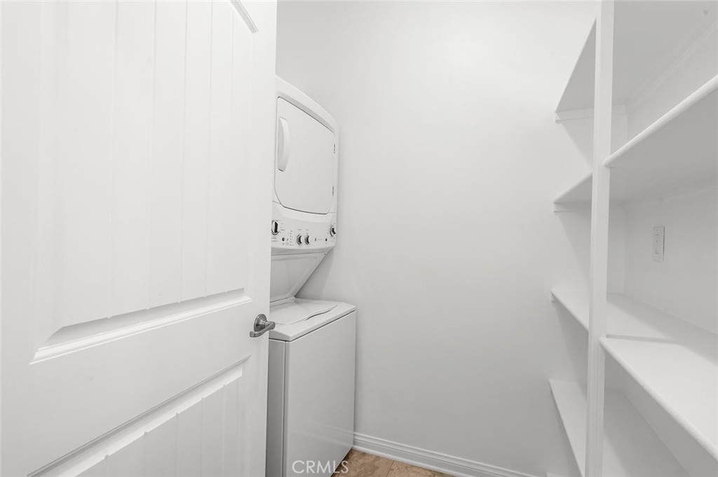 3694 S Grower Avenue