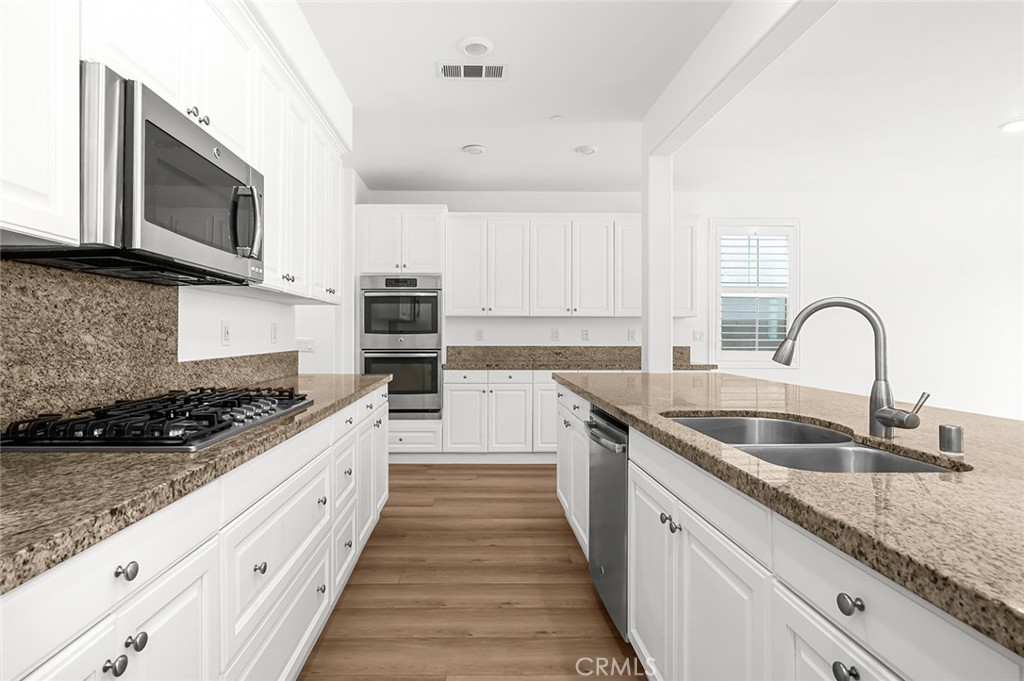 3694 S Grower Avenue