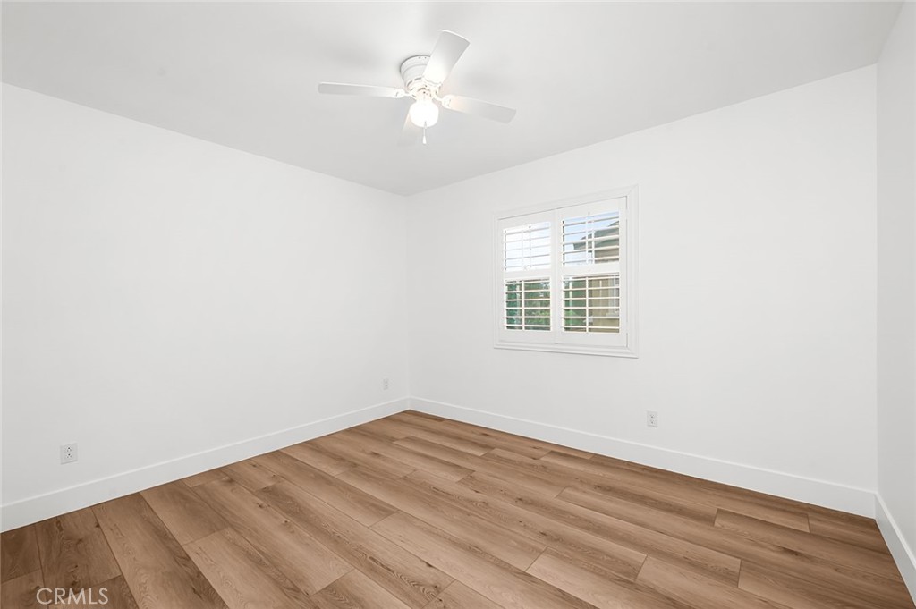 3694 S Grower Avenue