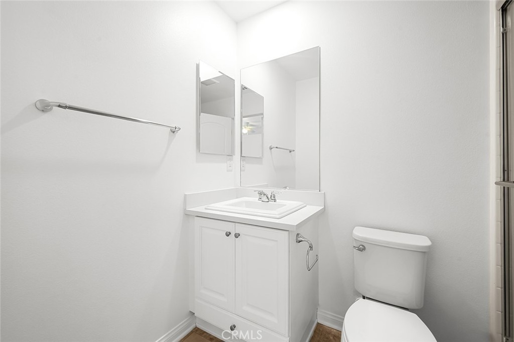 3694 S Grower Avenue