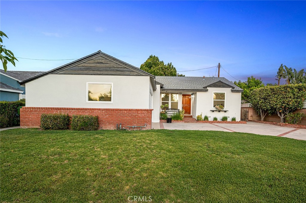 6440 Petit Avenue