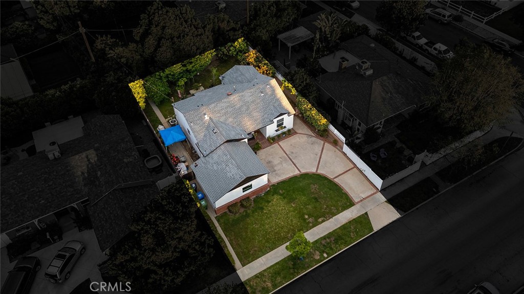 6440 Petit Avenue