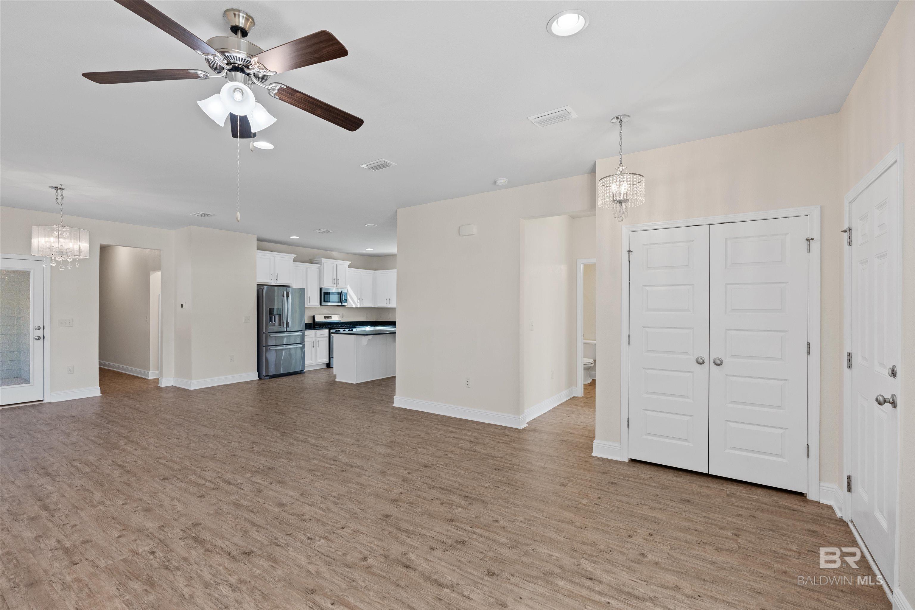 1210 Primrose Lane