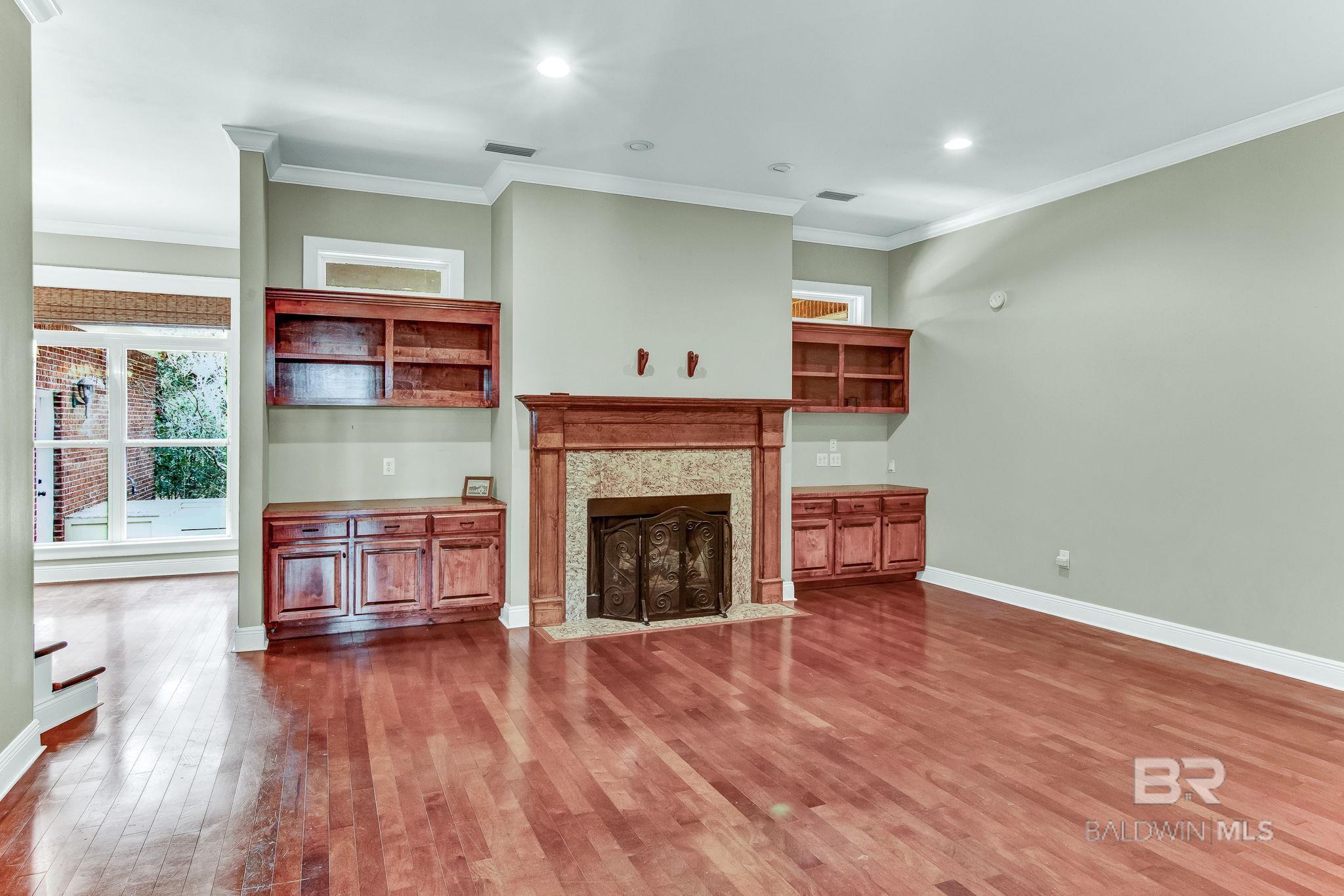 10561 Mckenzie Road