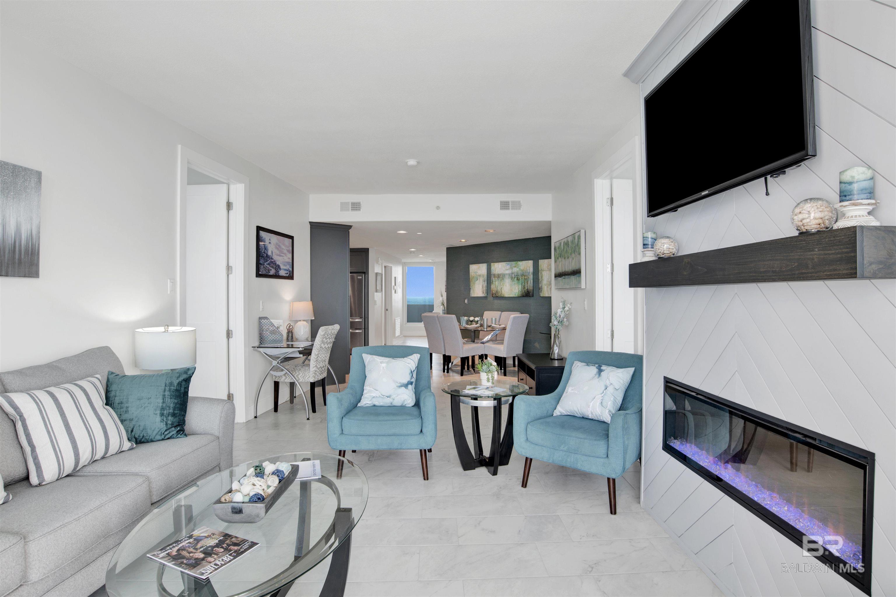 521 W Beach Boulevard 2502